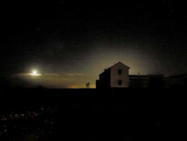 Cortijo de noche